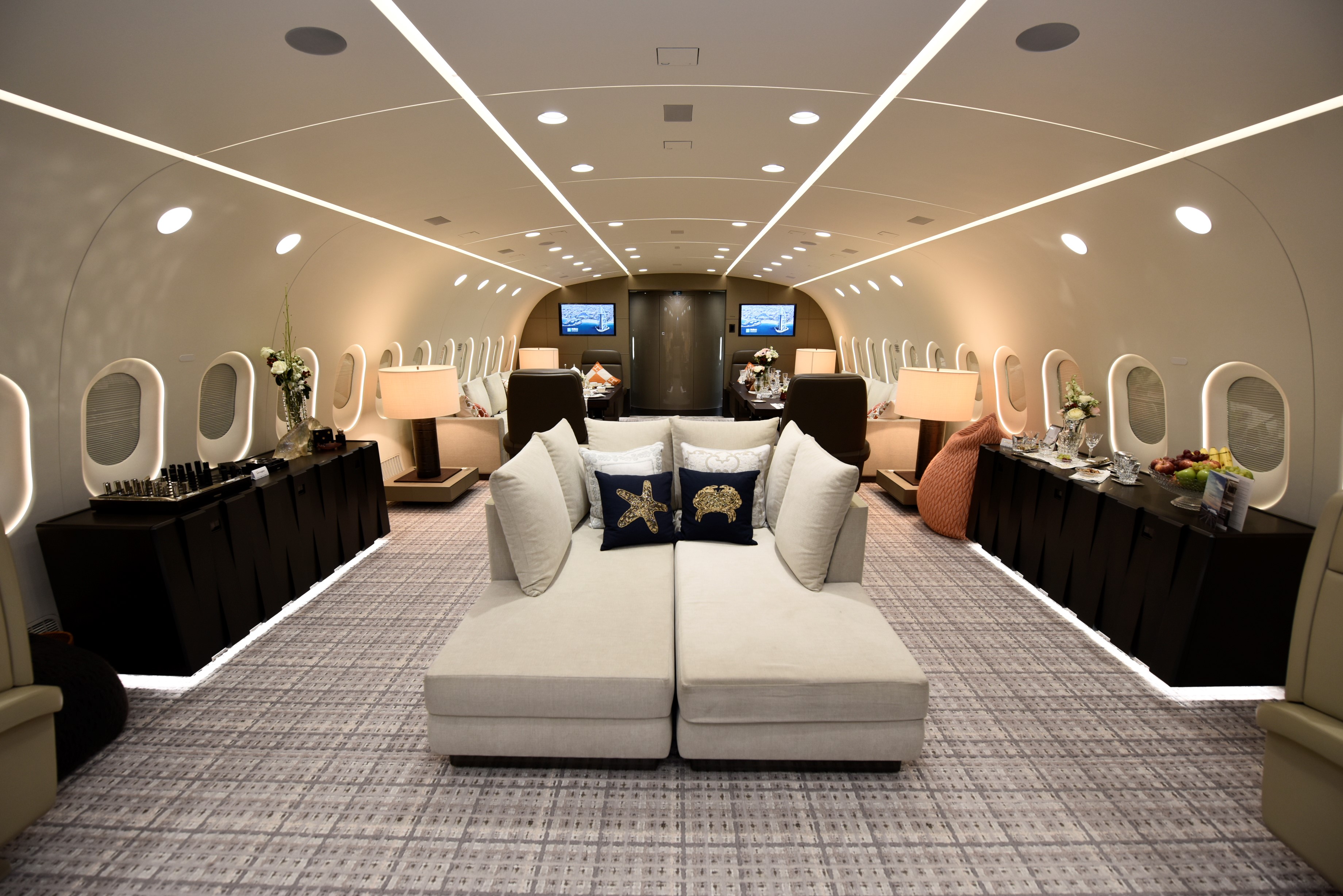 The Dream Jet Under UAS Charter Management