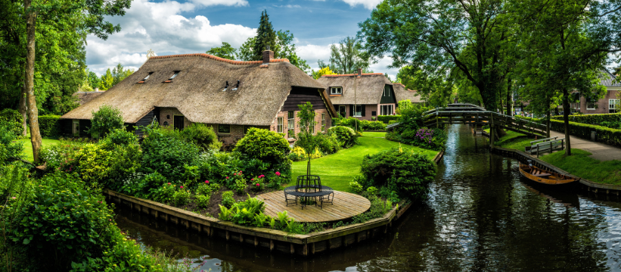 Hidden Gems: Giethoorn